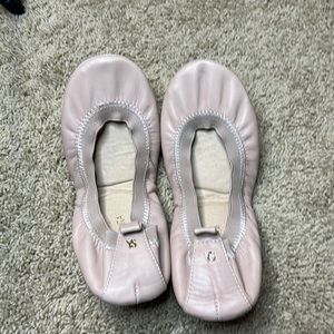 Yosi Samra bendy ballet flats